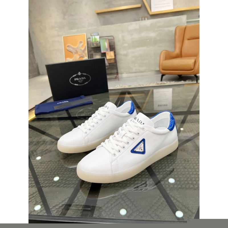 Pra*a casual shoes